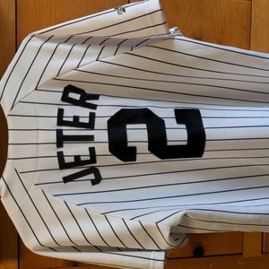 Majestic New York Yankees Derek Jeter men's medium Jersey